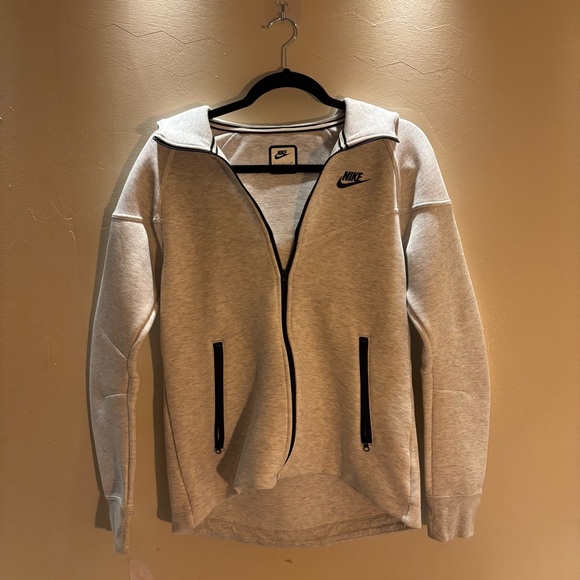 Nike Tech Women’s Full-Zip Sweater with Matching Sweatpants - Picture 1 of 6